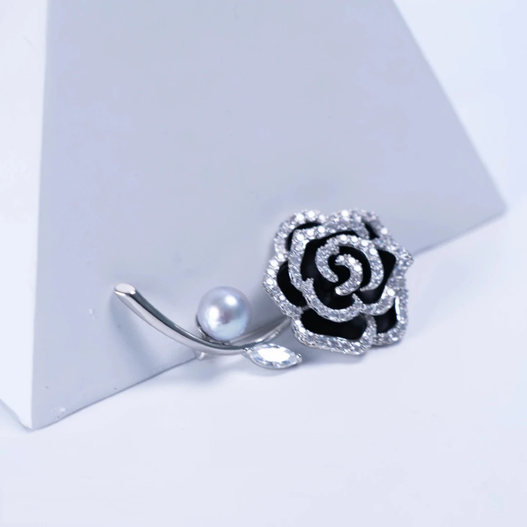 【绽放】“小香风”海水时尚气质真多麻珍珠胸针 8-9mm