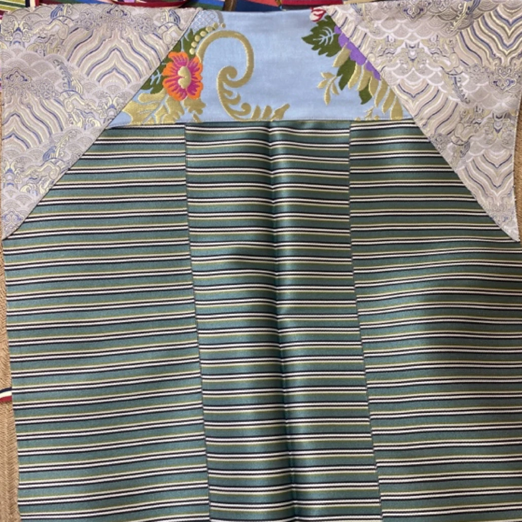 【洛珠玛】藏式百搭邦典~藏式博拉裙围腰~藏式传统重工款金边领围腰