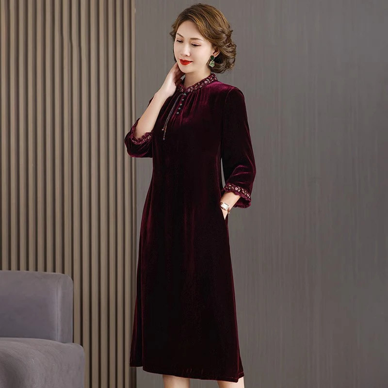 春秋季2025年新款洋气真丝连衣裙女高贵洋气收腰中长款桑蚕丝裙子