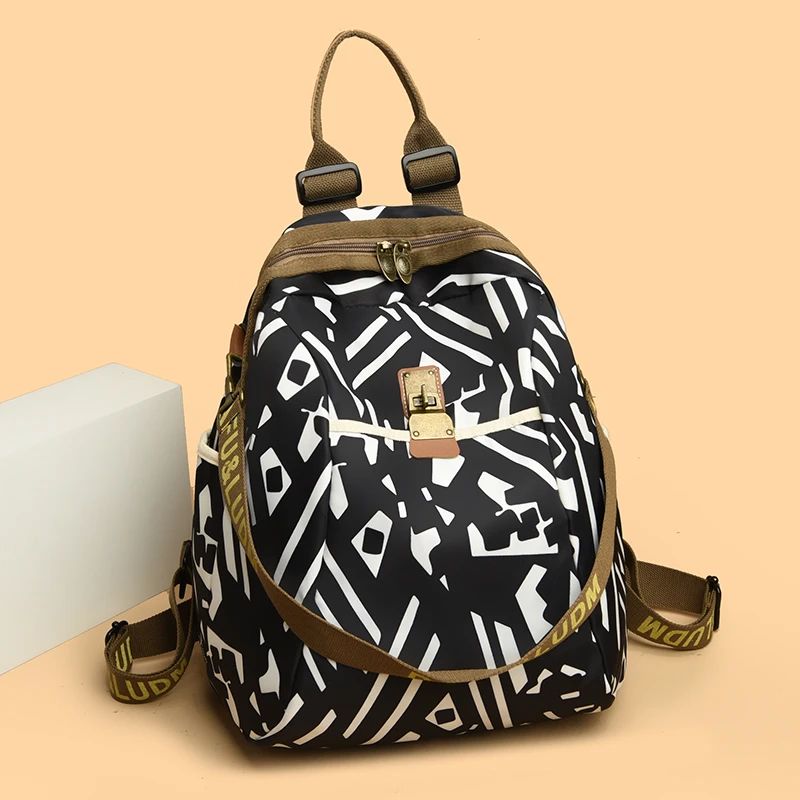 米琦袋鼠潮流韩版女士轻便双肩包2025新款洋气时尚背包大学生书包