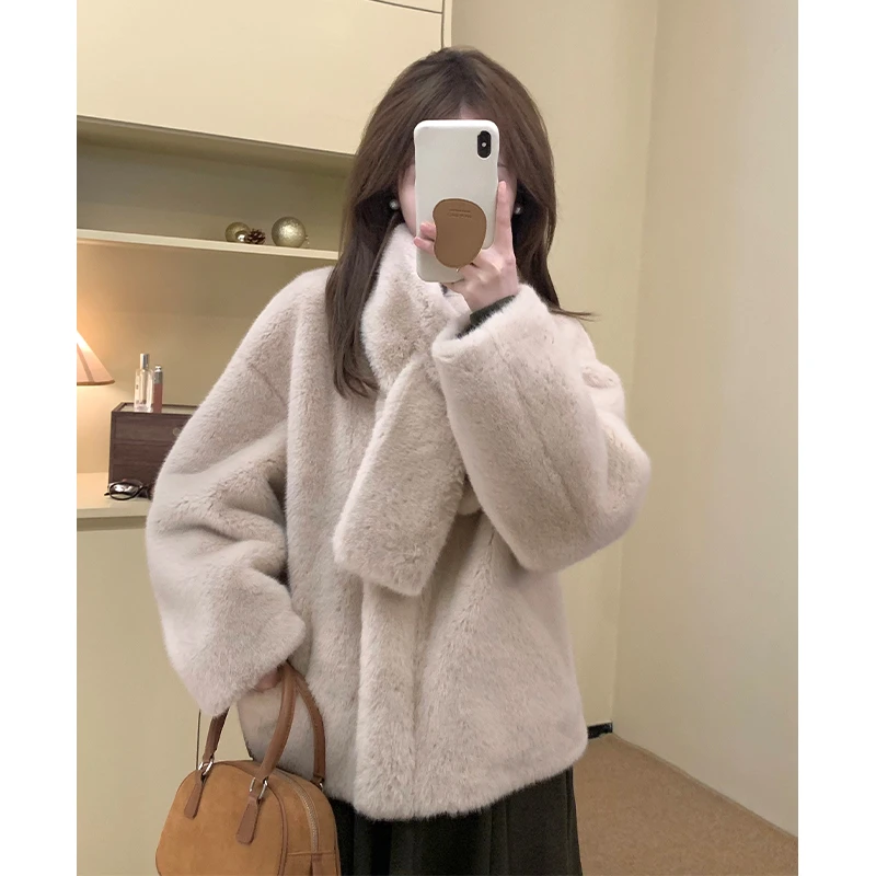 FUGUI RICH【暖冬气场】小个毛毛外套秋冬厚款围巾大衣 26244D7940