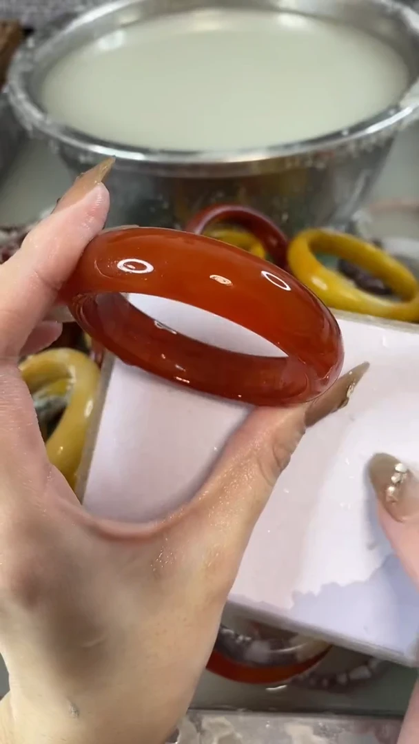 【闪购商品】玛瑙/玉髓手镯未镶嵌56+034