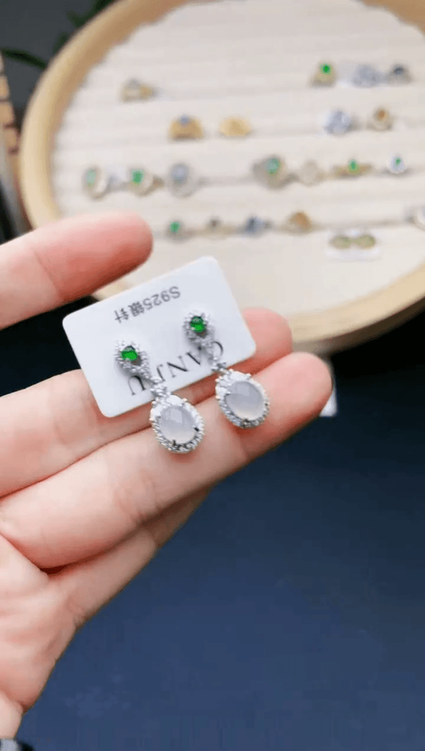 【闪购商品】翡翠耳饰银S925镶嵌15151