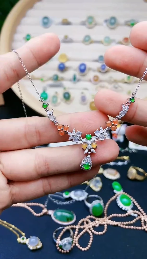 【闪购商品】翡翠颈饰银S925镶嵌1111111