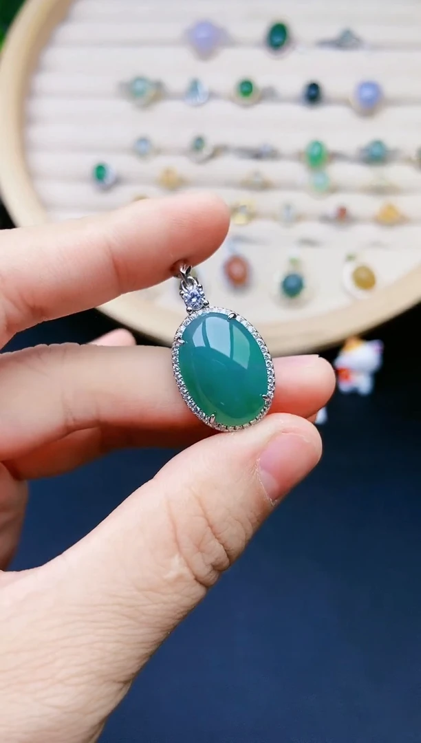 【闪购商品】翡翠颈饰银S925镶嵌111111