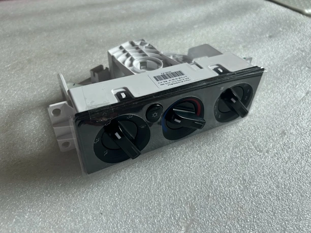 天龙天锦大力神空调暖风控制调节器空调面板暖风开关