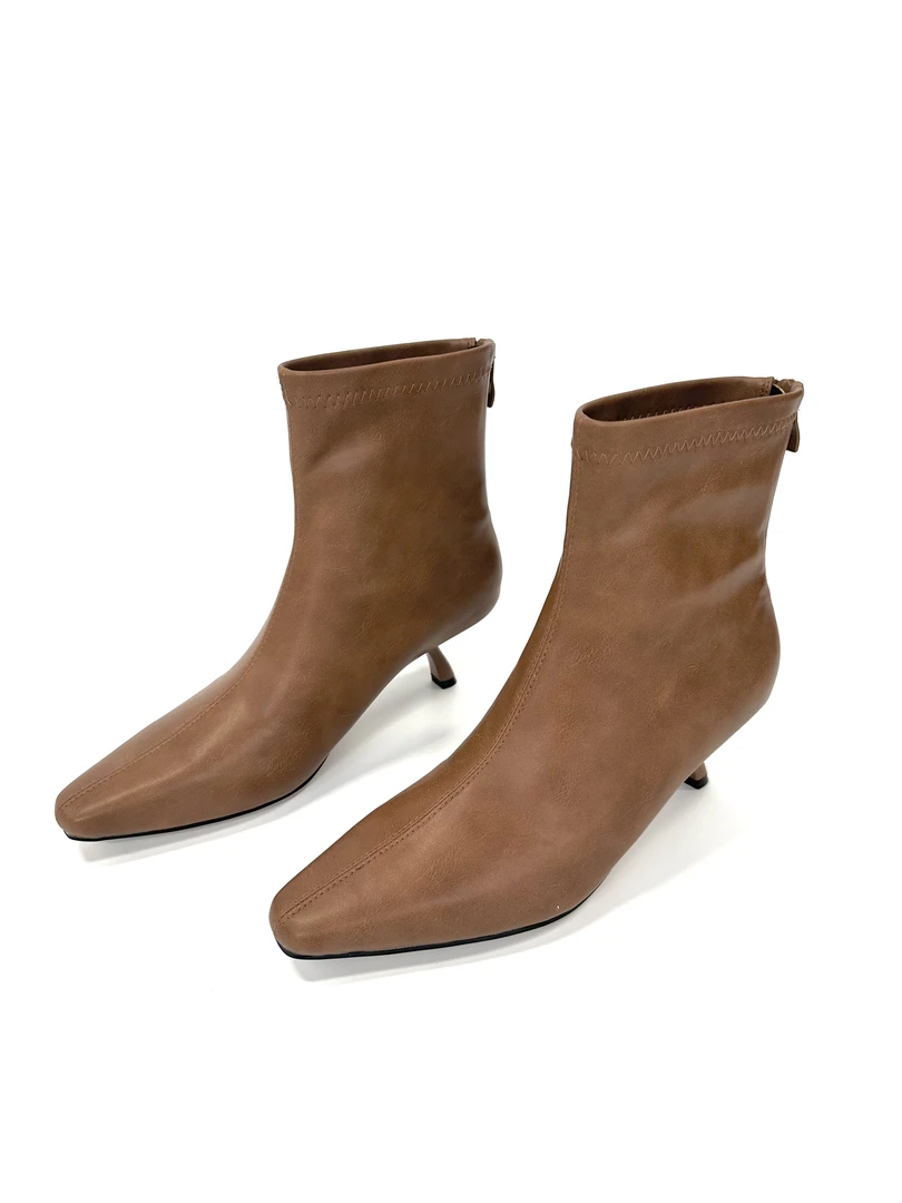 Desiree Van/黛绮梵栗壳棕法式风小方头异形跟瘦瘦靴女士靴08