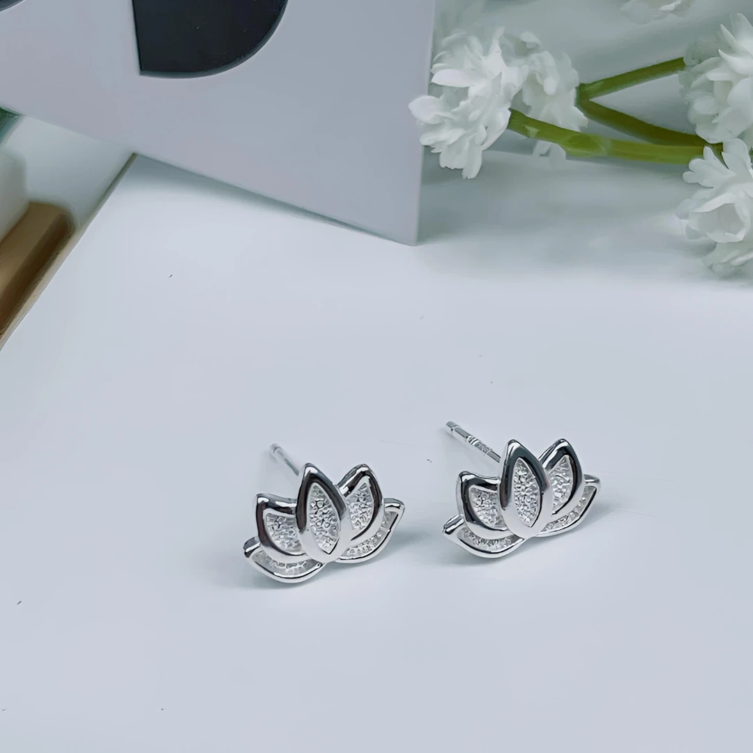 足银耳饰 990纯银莲花耳钉耳钩款式时尚简约花朵小众女士闺蜜足银