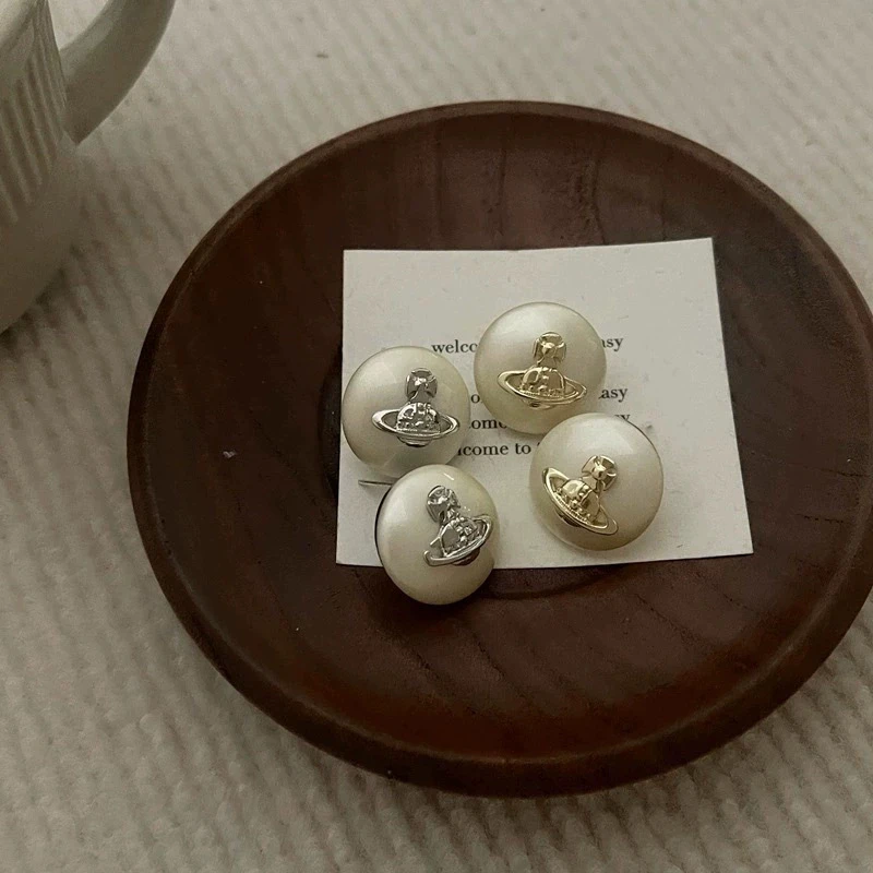 铜合金仿珍珠耳饰 纽扣珠珠星球耳钉复古耳环气质简约百搭高级感