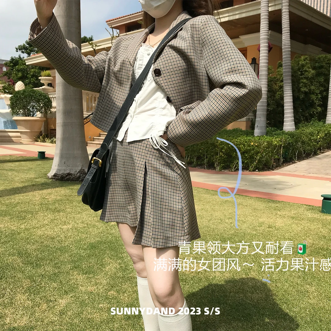 炒显瘦甜辣风青果领套装西装 SUNNYDAND