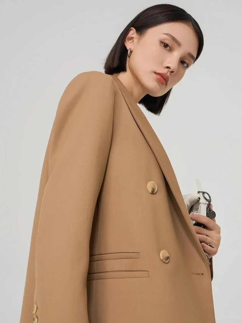 D834麦KMN钩花休闲毛衫《遇畅服饰》实时链接（非图片款）