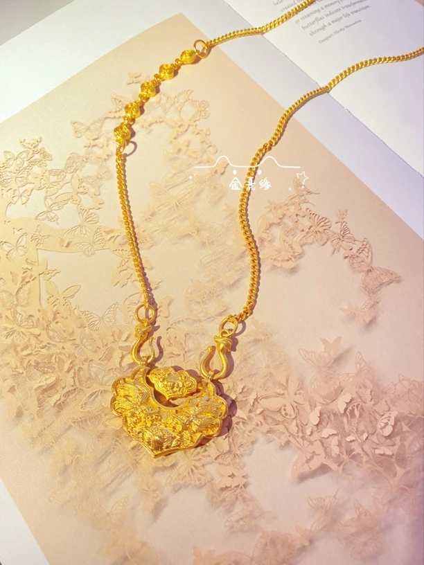 合金项链 新中式国风 古法金錾刻转动锦鲤福锁包祥云花双钩项链