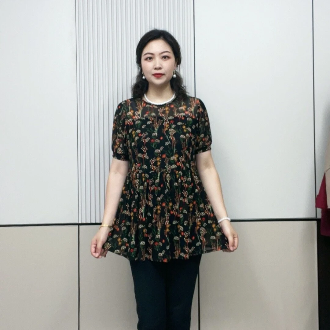 夏季新品妈妈装短袖T恤女时尚洋气显瘦中老年半袖小衫