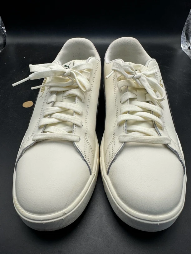 puma休闲鞋44码 鞋底略微开胶