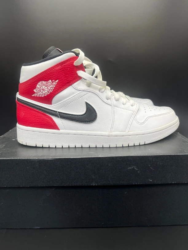 aj1小芝加哥篮球鞋42码充新成色599