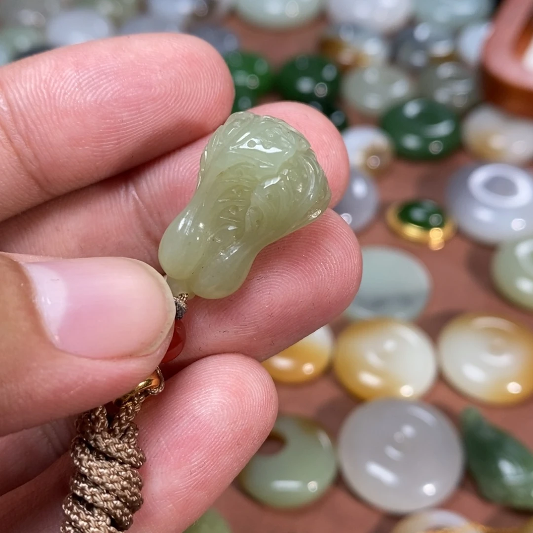 和田玉吊坠(不含链)未镶嵌