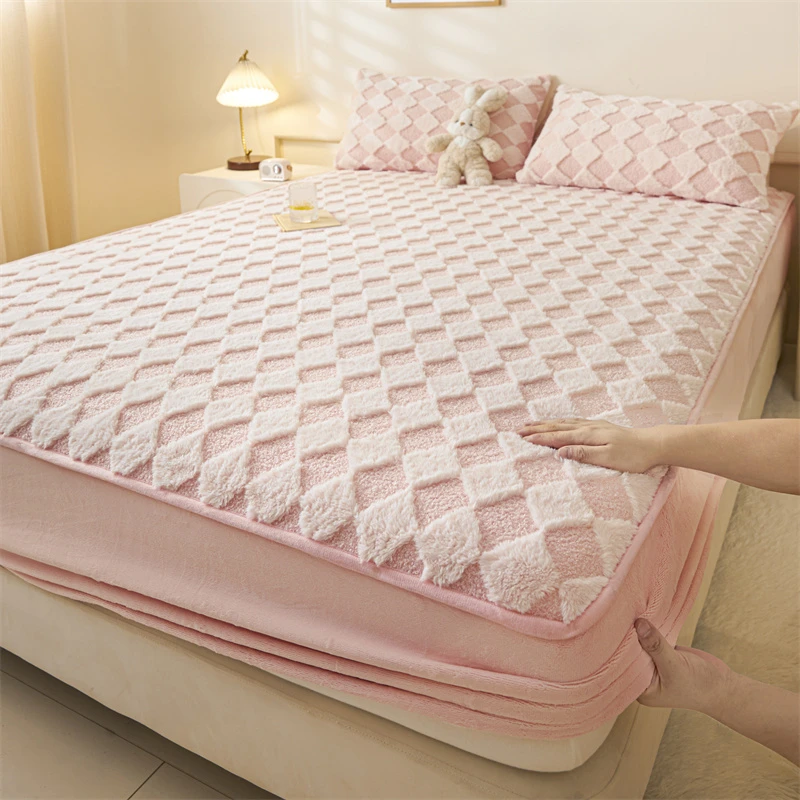 水星新家纺-秋冬毛绒泰迪绒菱形格绒床笠三件套加厚保暖床罩套