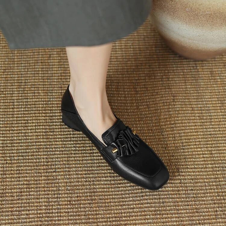 Y053 简约年轻贵妇风低跟舒适羊皮真皮单鞋