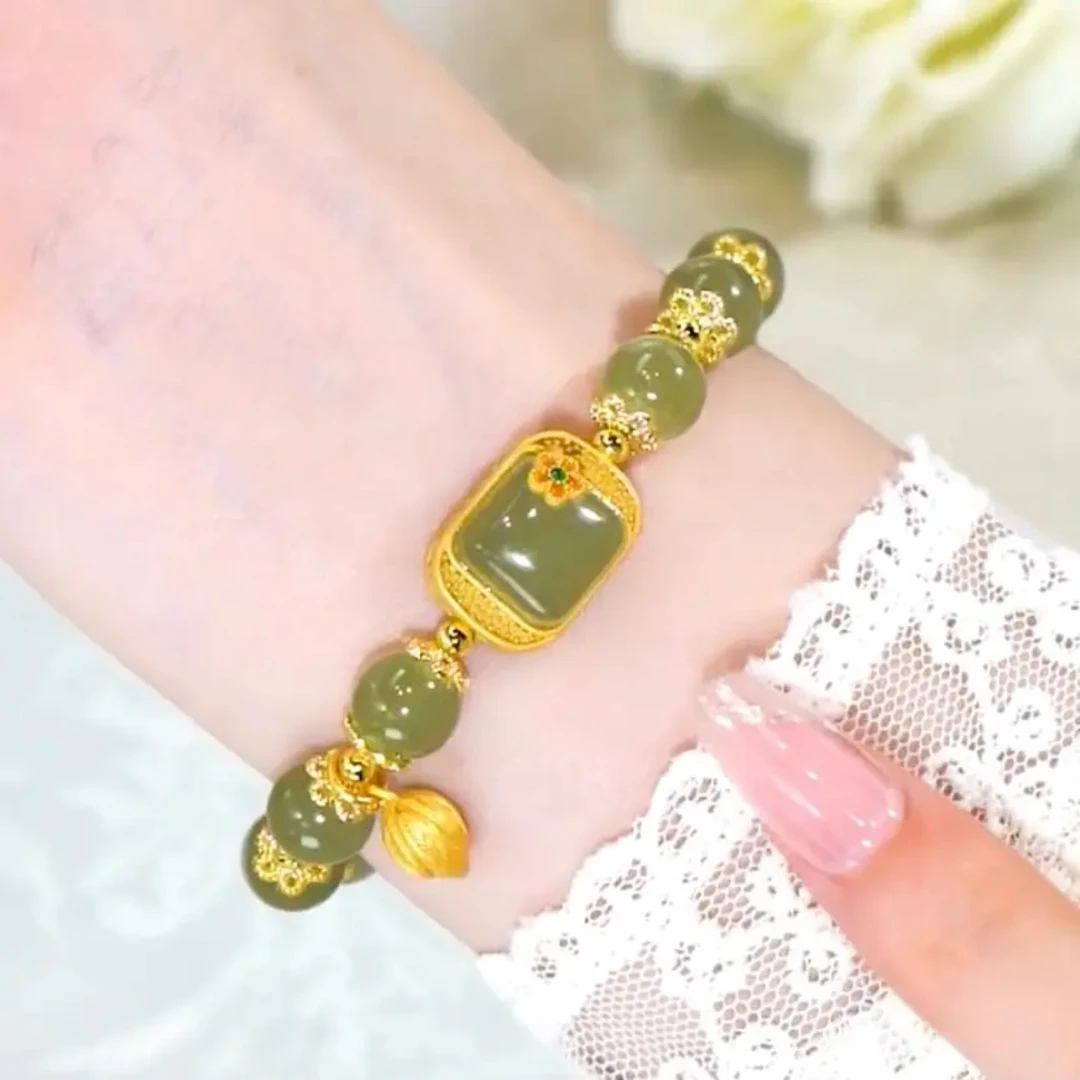 古零 铜合金手链 方牌梅花手链新款轻奢优雅气质百搭手串