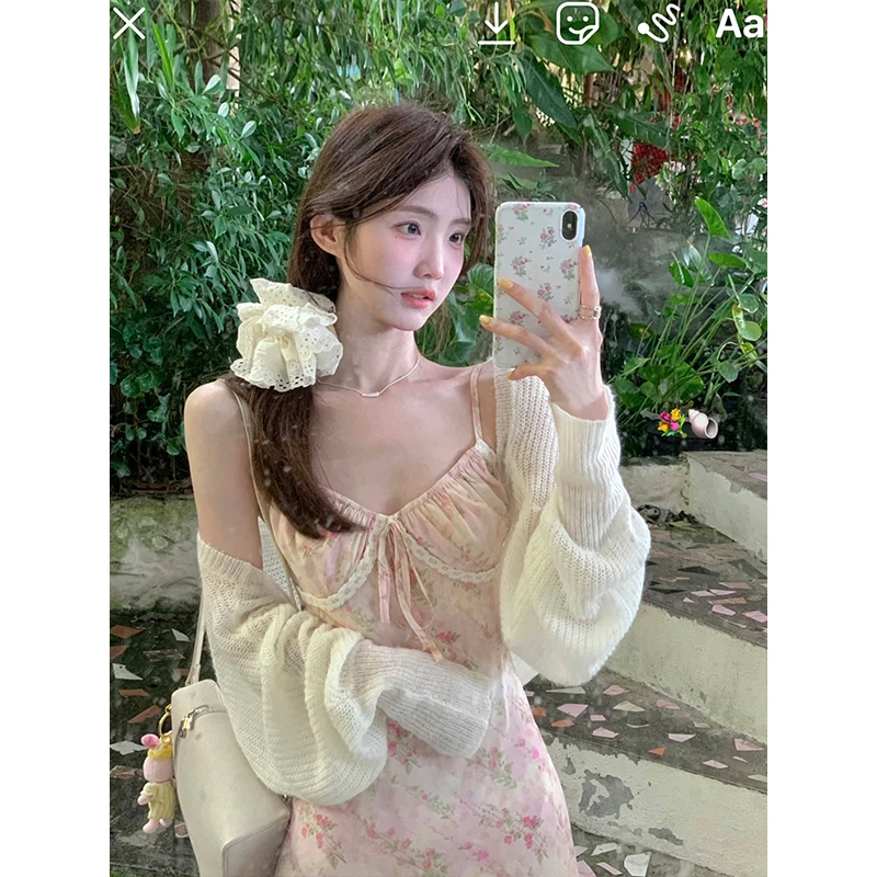 白水女 春日小花~温柔风碎花吊带长裙女春法式蕾丝连衣裙B4025072