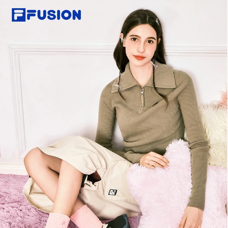 斐乐潮牌女子编织衫2024冬款时尚修身半拉链高领毛衣T11W445402F