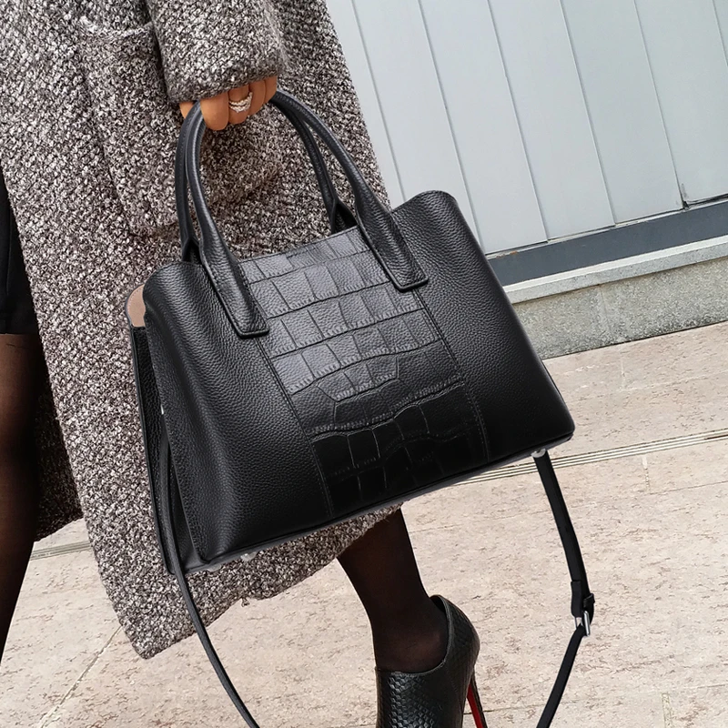 CCAMO真皮包包女款时尚新款鳄鱼纹手提包黑色包包单肩斜挎托特包