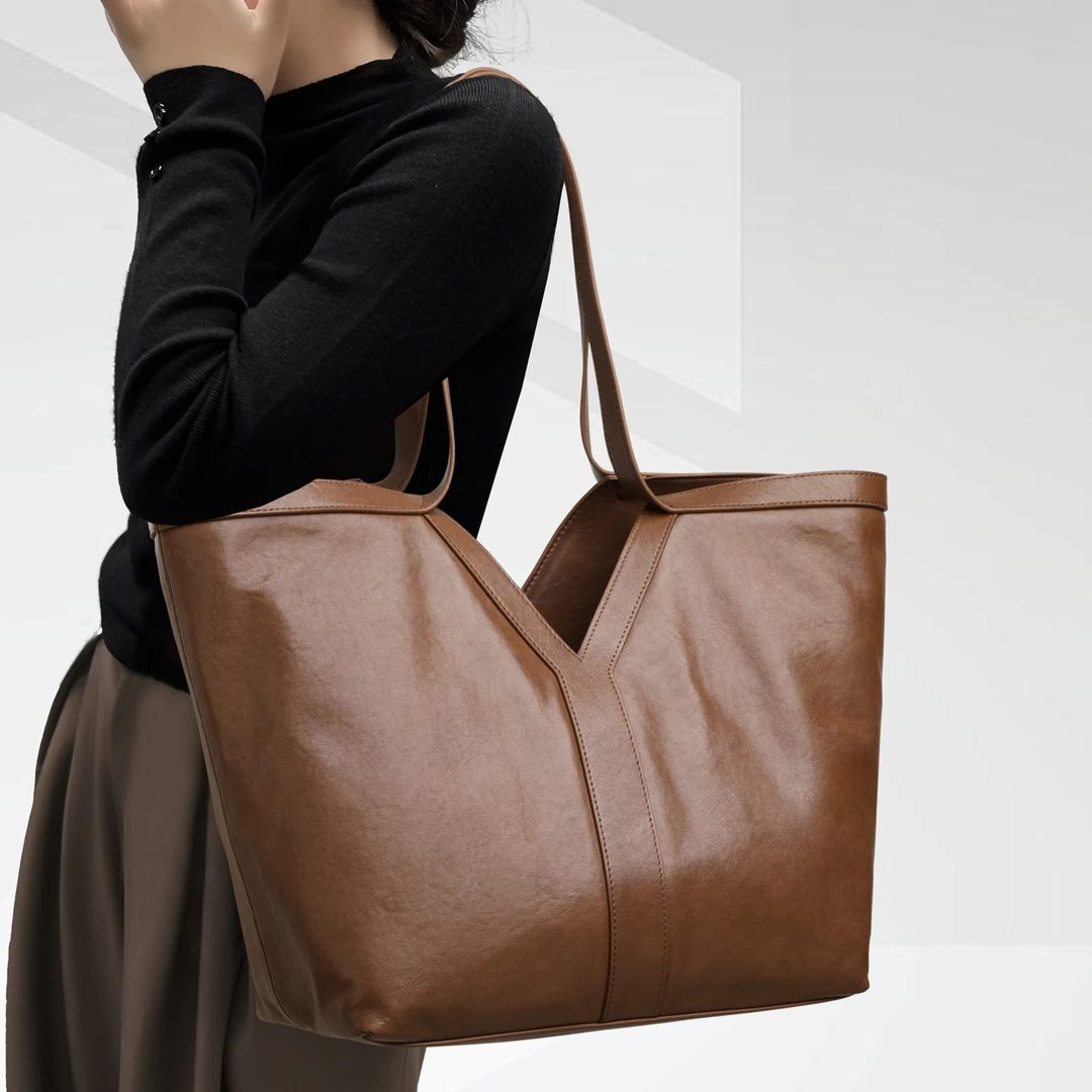 CCAMO牛皮女款包包女包轻奢品牌上档次的通勤大包简约单肩托特包