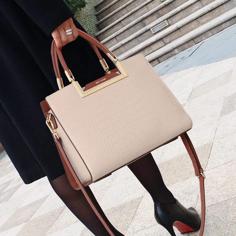 CCAMO包包女款爆款2025新款百搭简约手提包大容量质感女士单肩包