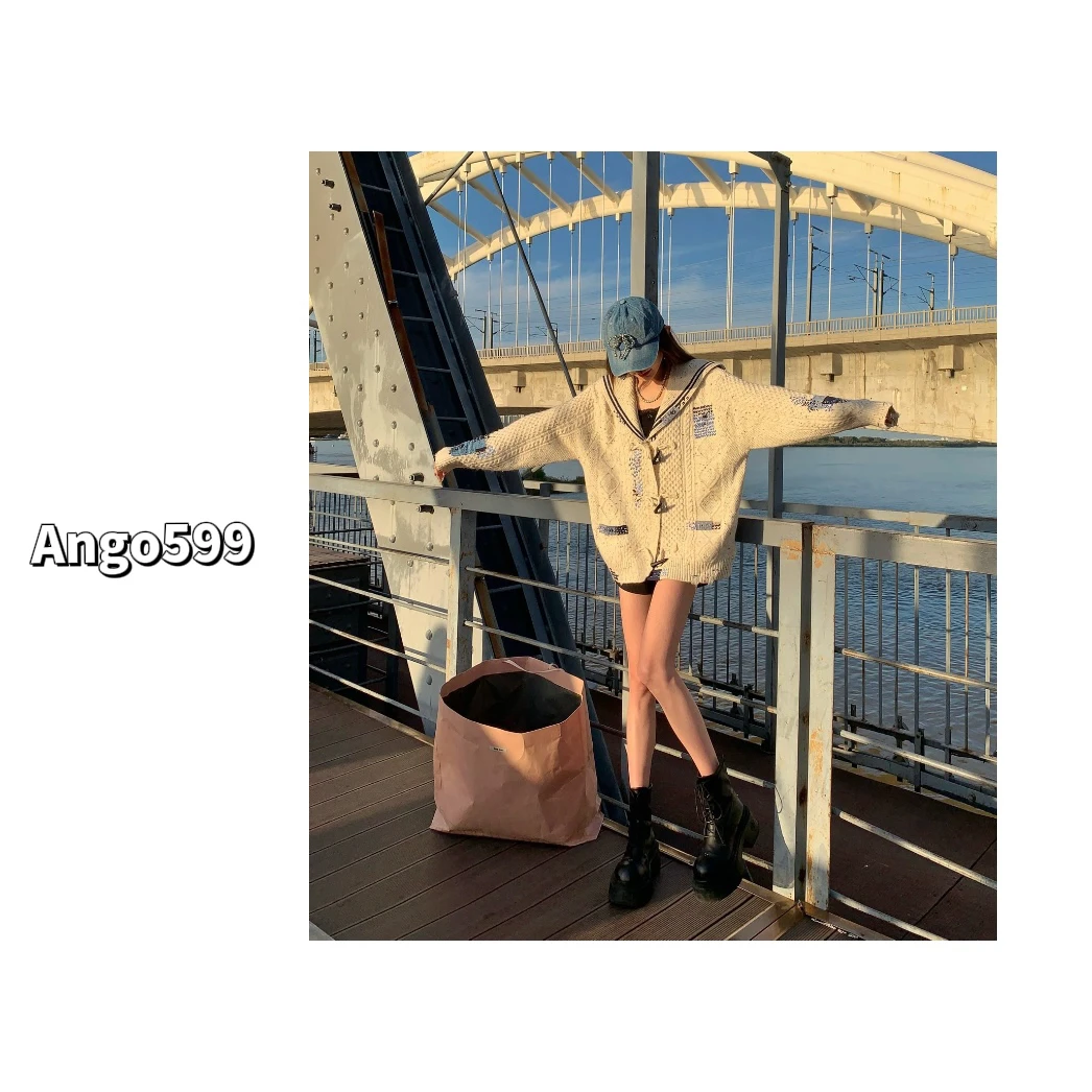 学院丫丫* 秋季新款重工贴布刺绣串珠花纱点缀大翻领减龄毛衣外套