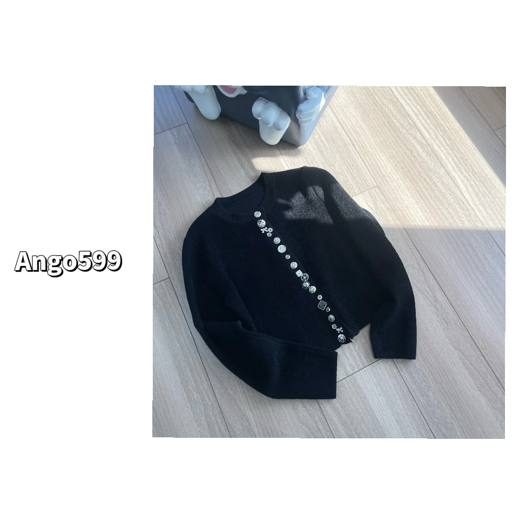 奢华绒感* 秋季新款重磅手工钻扣时尚毛衣开衫