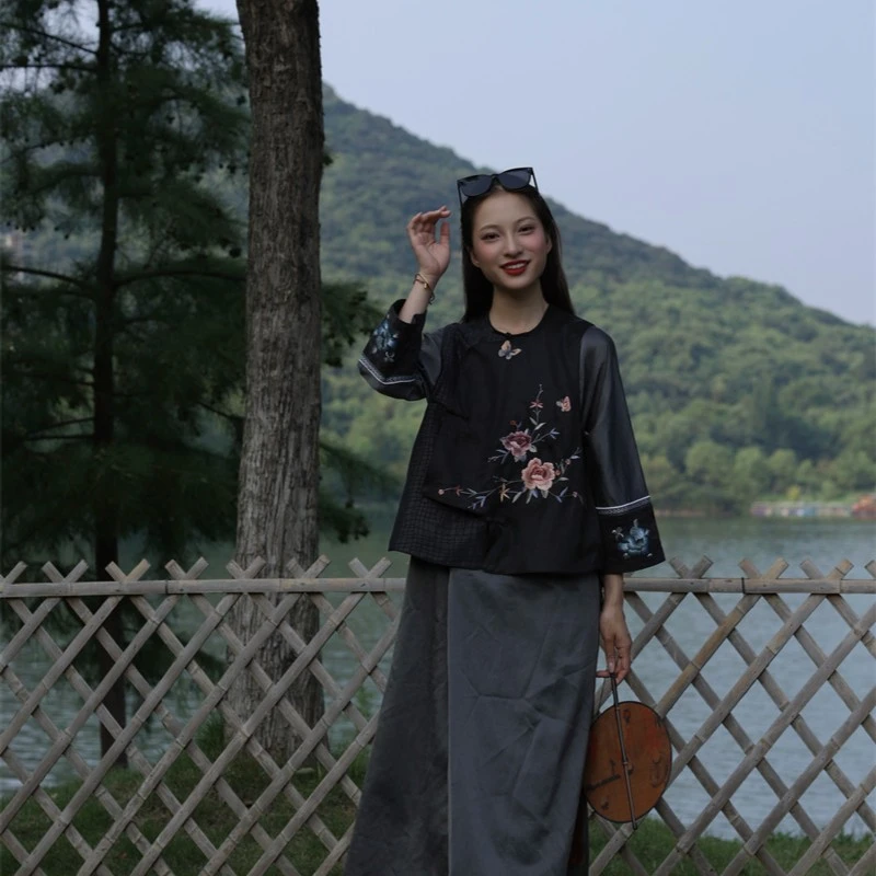 【壶中月】景罗国风黑色手绣蝴蝶绣花圆领斜襟时尚百搭拼接中式马甲