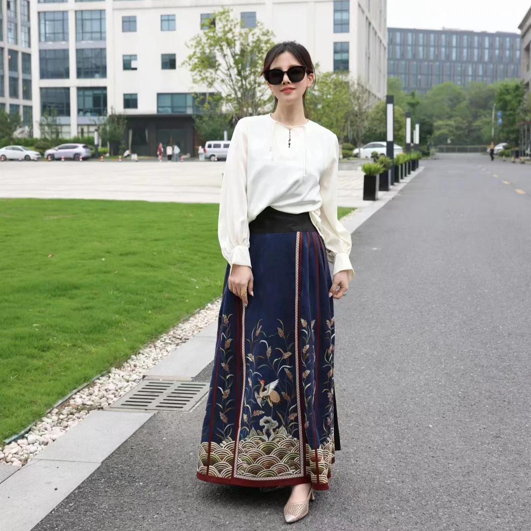 【春水无堤】景罗国风米色宽松时尚百搭上衣