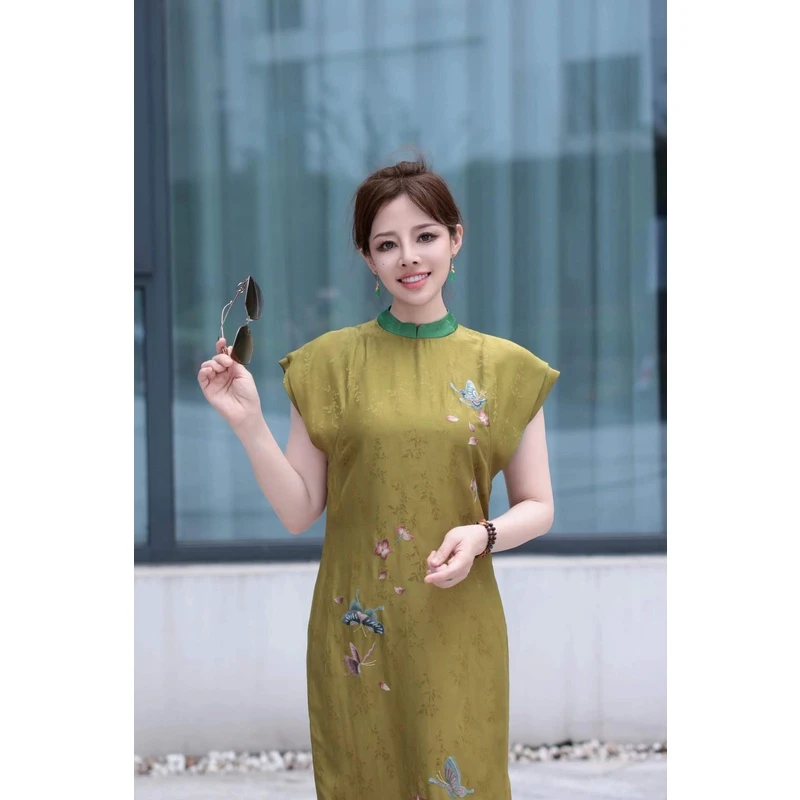 景罗【心悦兰】国风绿色圆领时尚百搭常规款连衣裙