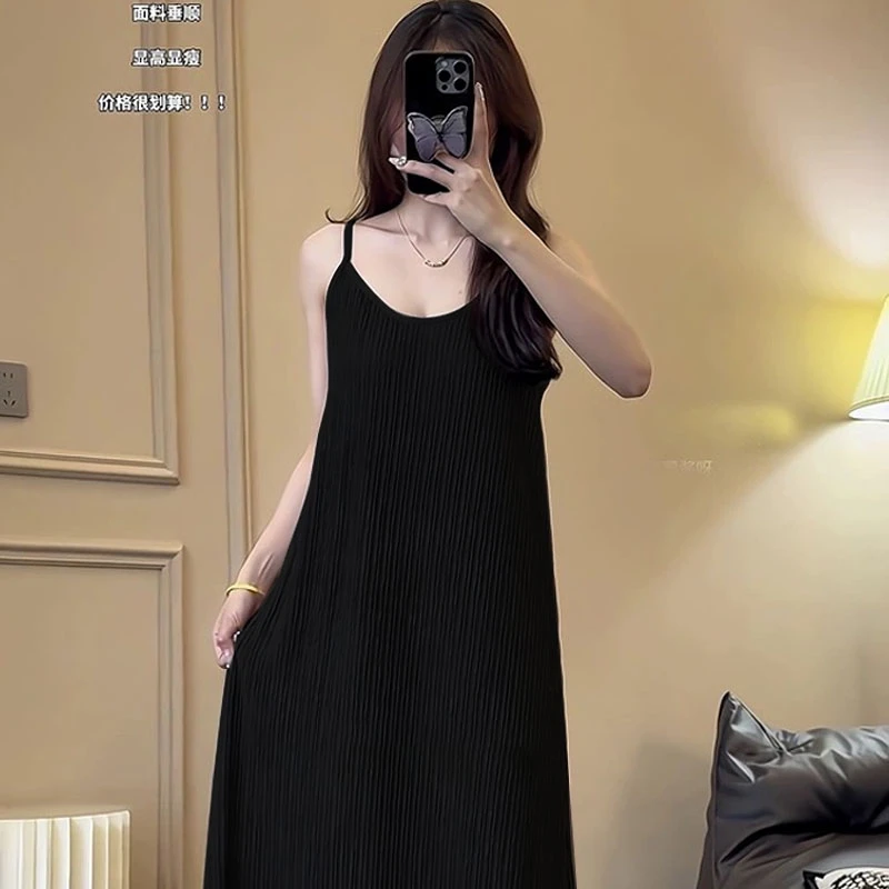 简约黑色吊带裙女2024夏季垂感显瘦长裙纯色复古日常连衣裙061