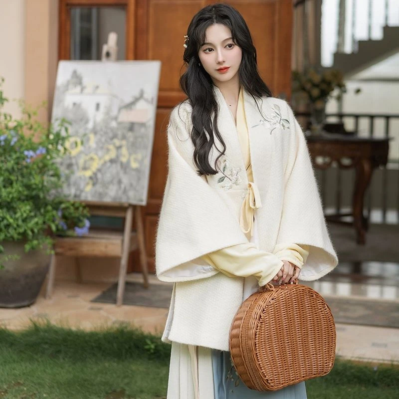 钟灵记【锦和醉】长尾山雀海棠刺绣汉元素日常中国风双色秋冬套装女