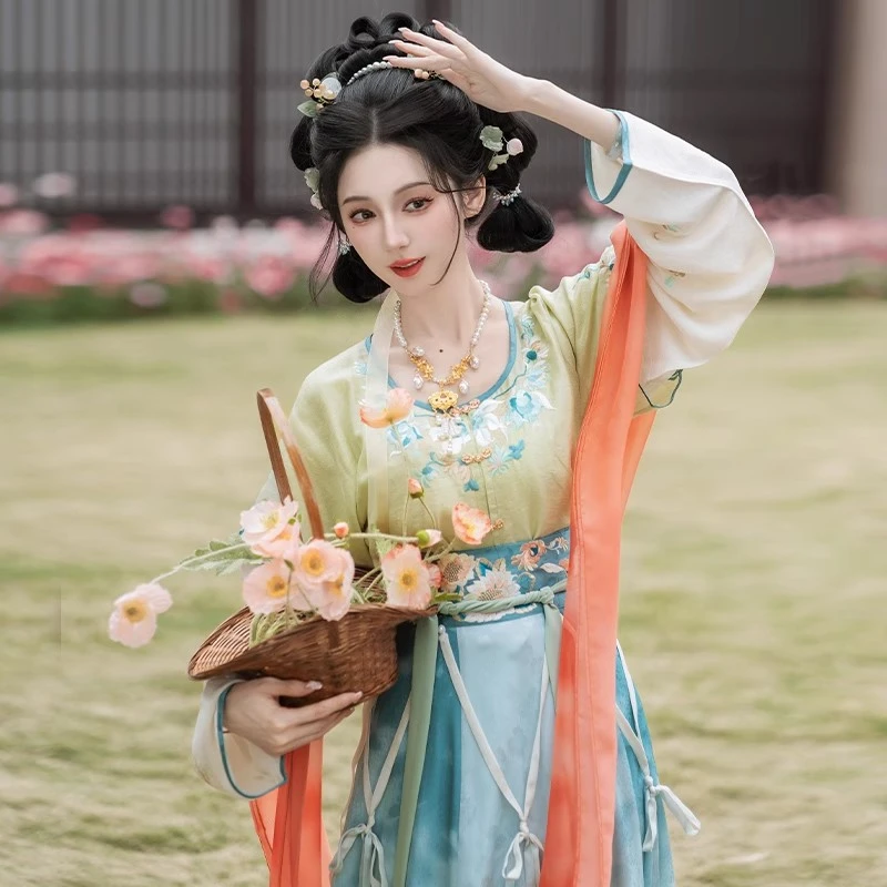 钟灵记【春饮枝】春夏日常铁线莲菊花向日葵坦领刺绣唐制仙气四件套