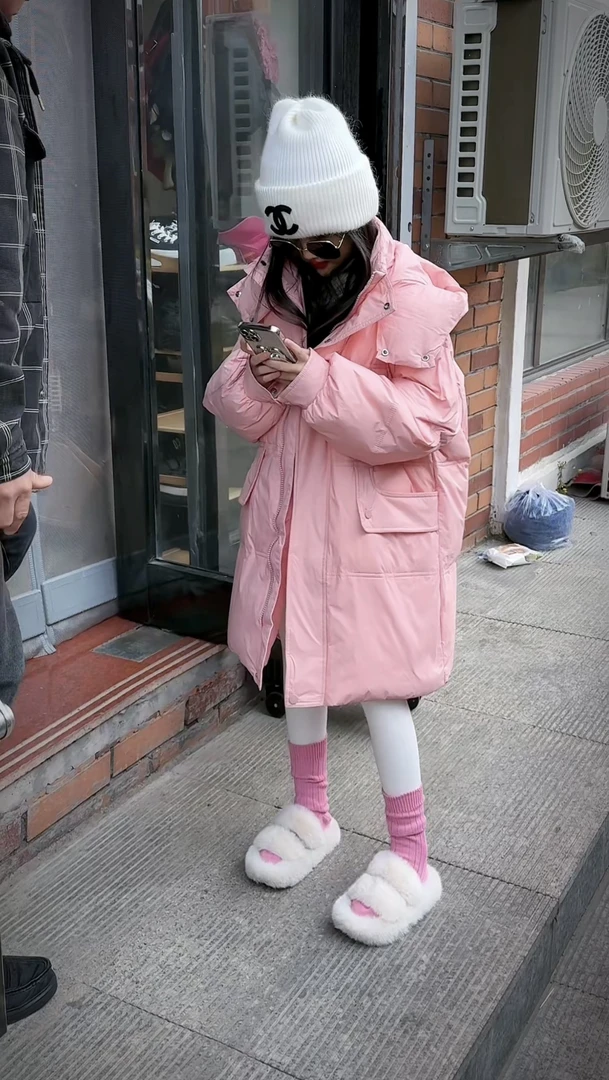 女童中长款羽绒服2023冬季新款中大童韩版白鸭绒保暖连帽外套
