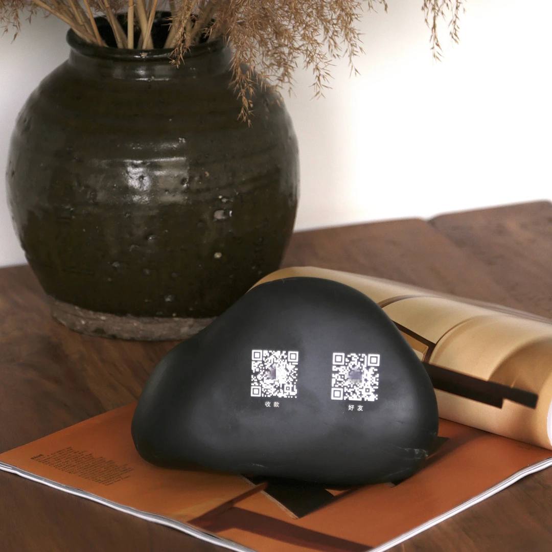 黄河石鹅卵石雕刻二维码加好友收款码定制鹅卵石收银台摆件