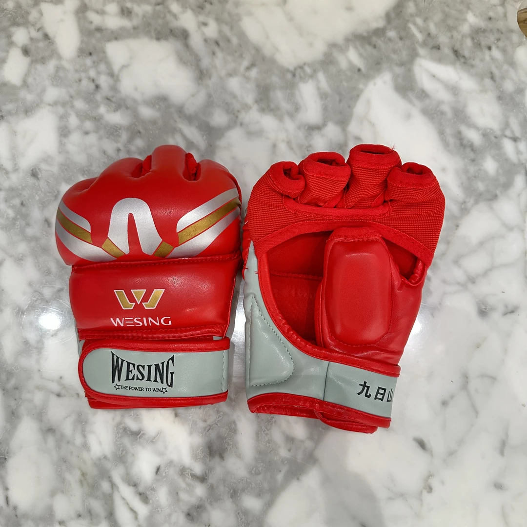 【特惠半指拳套】九日山MMA训练搏击高能感健身沙袋拳套UFC分指手套