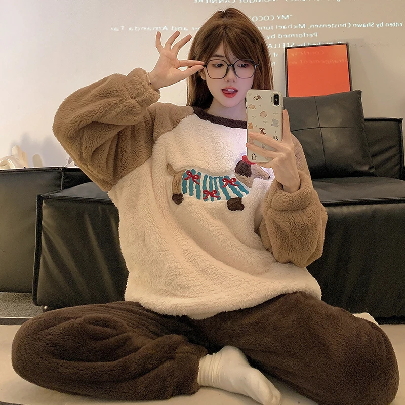 珊瑚绒初中生睡衣女2024新款大童13学生12岁15可爱冬季卡通家居服