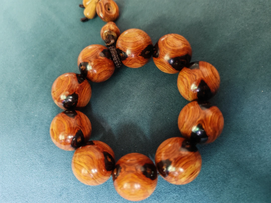 非金属木质手链 精品海黄—熊猫手串