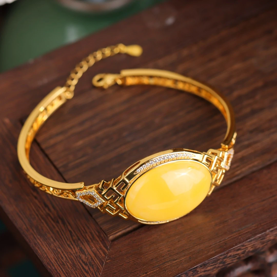 S925银镀金镶嵌琥珀蜜蜡蛋面镶钻镂空国潮国风女款手镯链