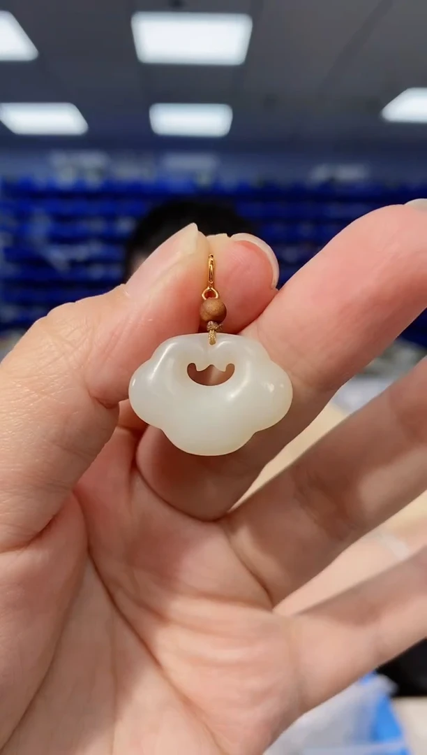 【闪购商品】和田玉吊坠(不含链)银S925镶嵌  Q01448