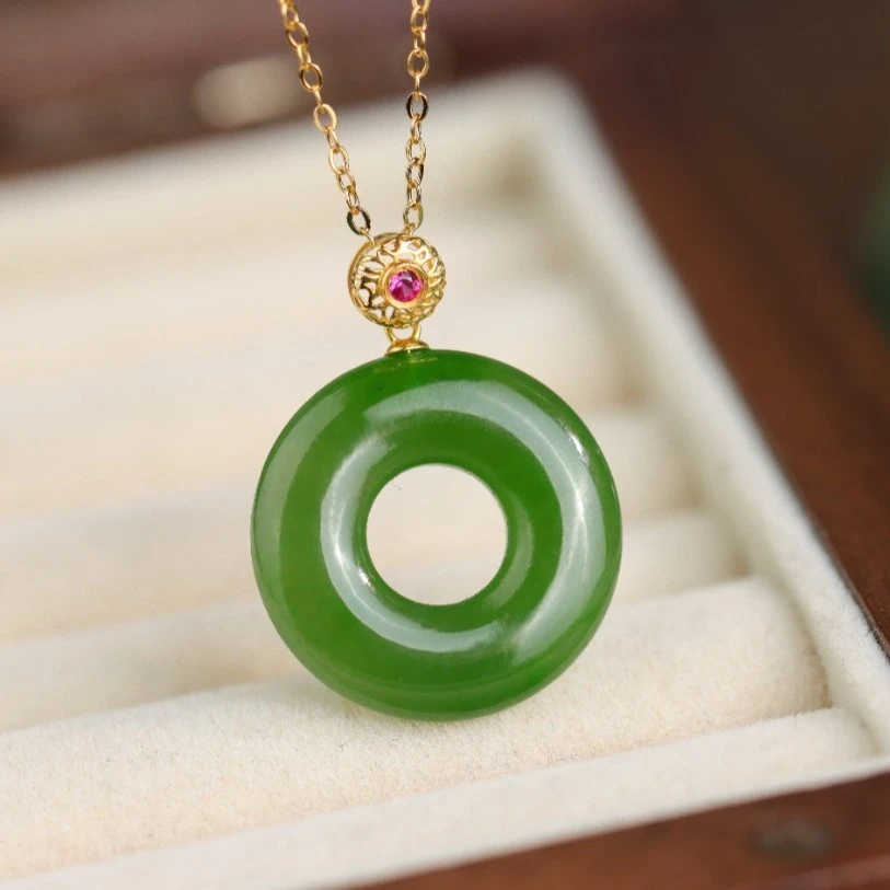 珠宝18K金镂空扣头镶嵌和田玉碧玉平安扣女款项链赠银链