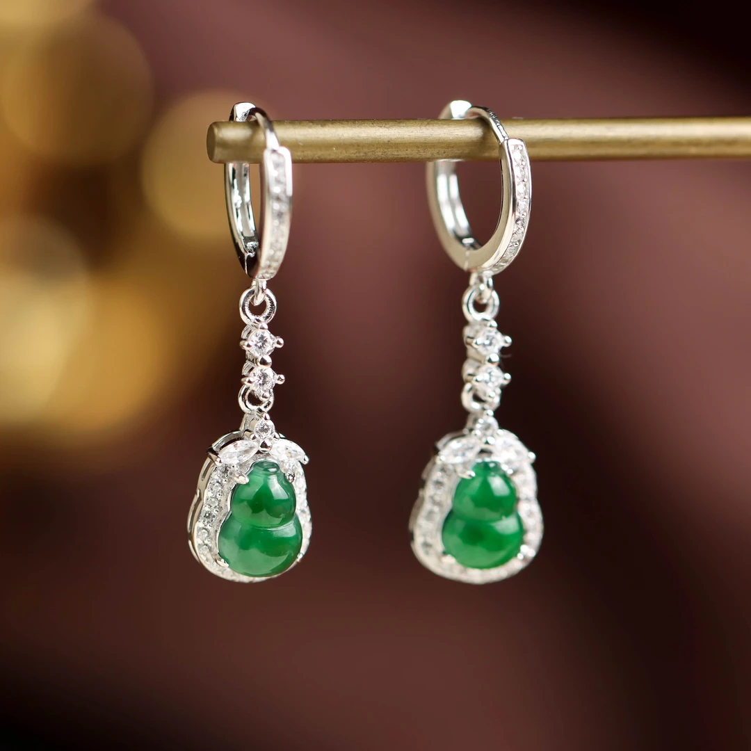 S925银素银镶嵌翡翠葫芦时尚气质百搭送礼女款耳扣