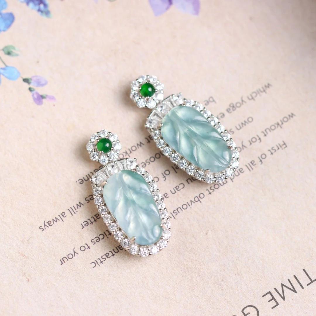 S925银素银镶嵌翡翠叶子吊坠不含链（多样性发货 发其一）