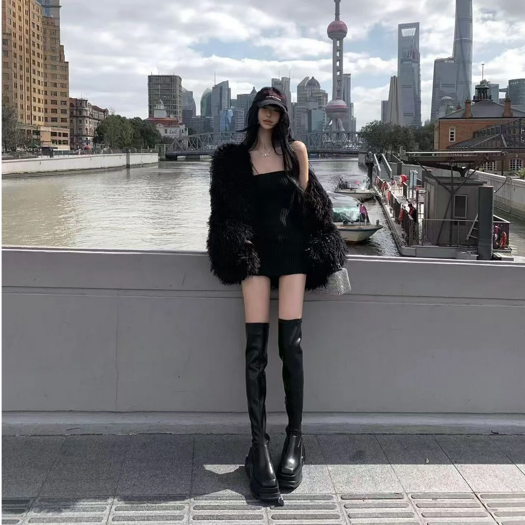 2024秋冬新款高级宽松休闲百搭时尚韩系显瘦外套性感抹胸连衣裙