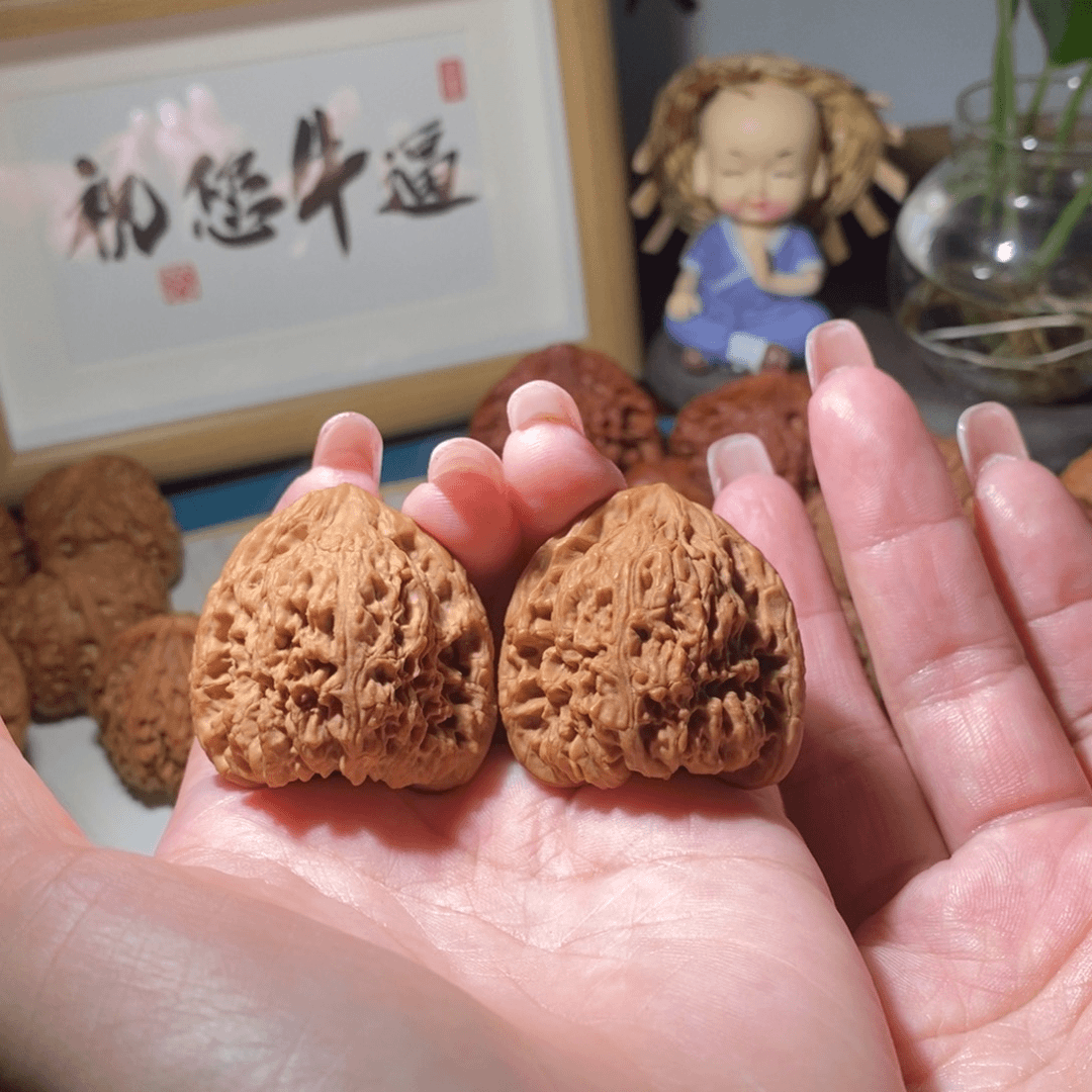 文玩核桃吊坠南疆