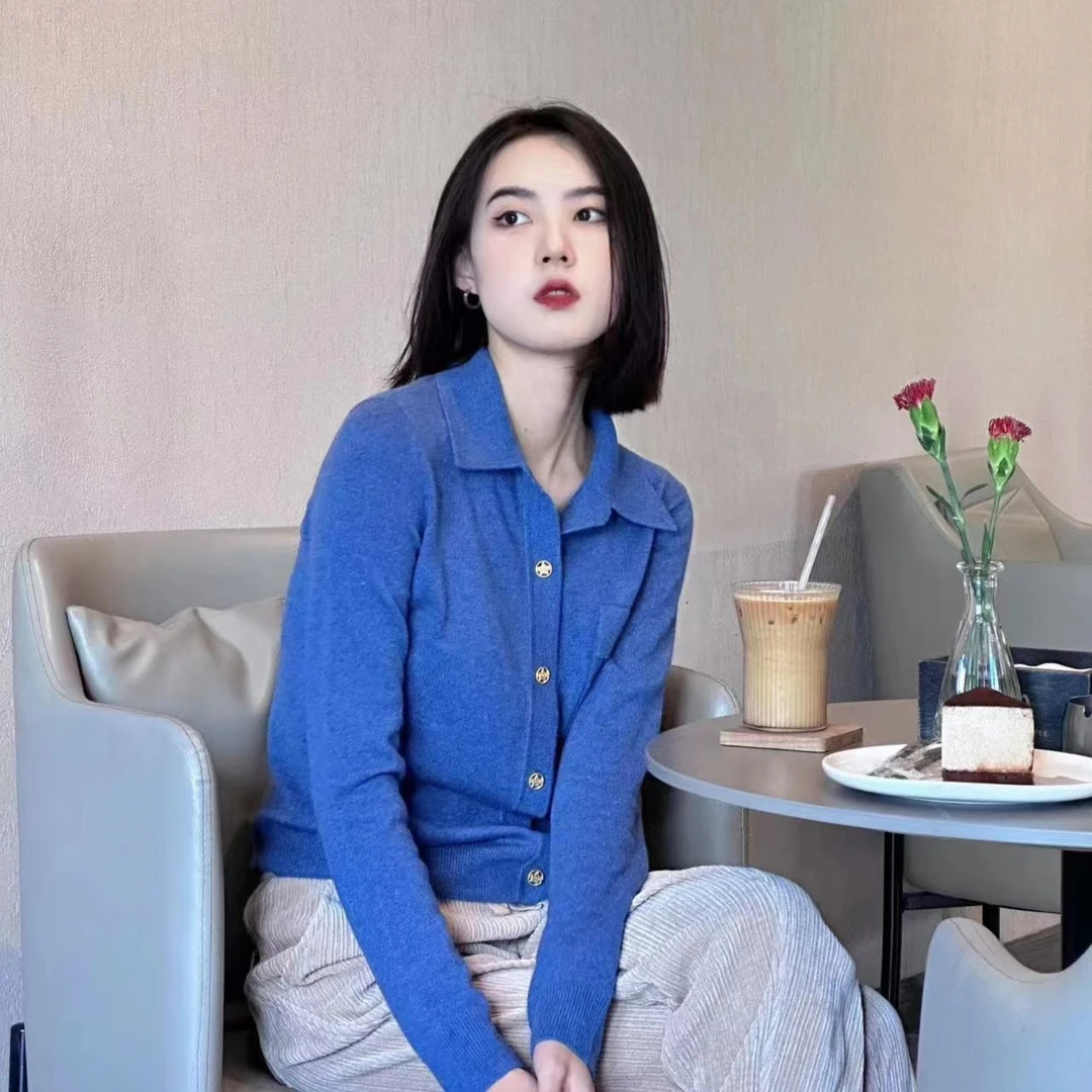 GIRDEAR/哥弟显瘦纯色翻领星光扣长袖轻职场针织毛衣开衫1499186