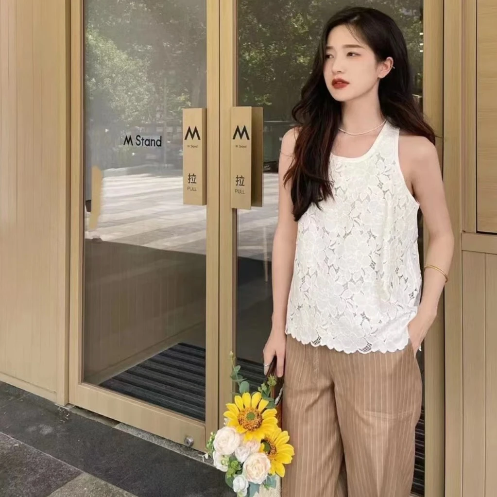 GIRDEAR/哥弟夏季新款小众百搭蕾丝无袖提花短款背心1001-300804